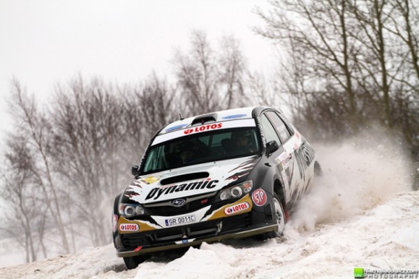 Kajetan Kajetanowicz i Jarek Baran na 2. miejscu po pierwszej pętli Rajdu LOTOS